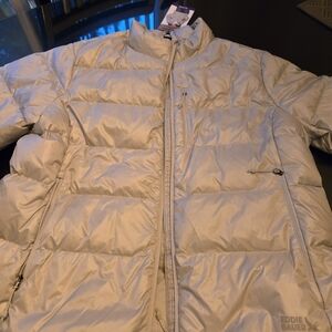 Eddie Bauer Light Gray Puffer Jacket XXL  NWT